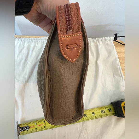 Vintage Dooney and Bourke Large British Brown and Tan Cosmetic Bag AWL - Picture 5 of 14